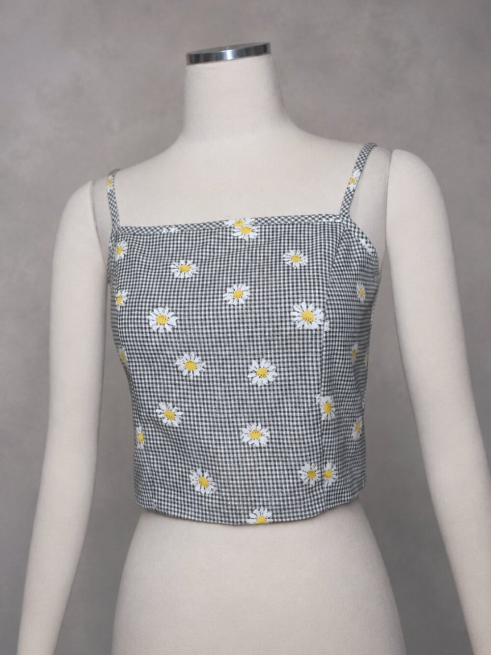 Vintage 90s Black White Gingham Daisy Crop Tank Top Small Made in USA Grunge Y2K